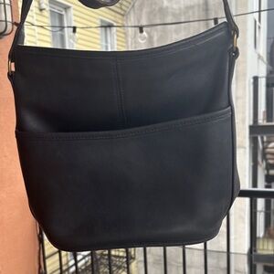 Vintage Coach Bleeker black Leather Bucket Bag